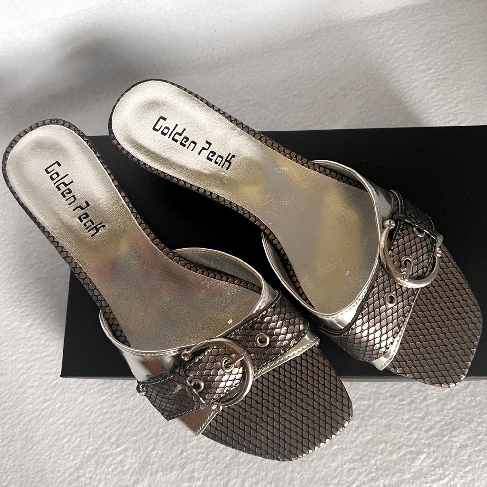 Golden Peak Silver Size 10